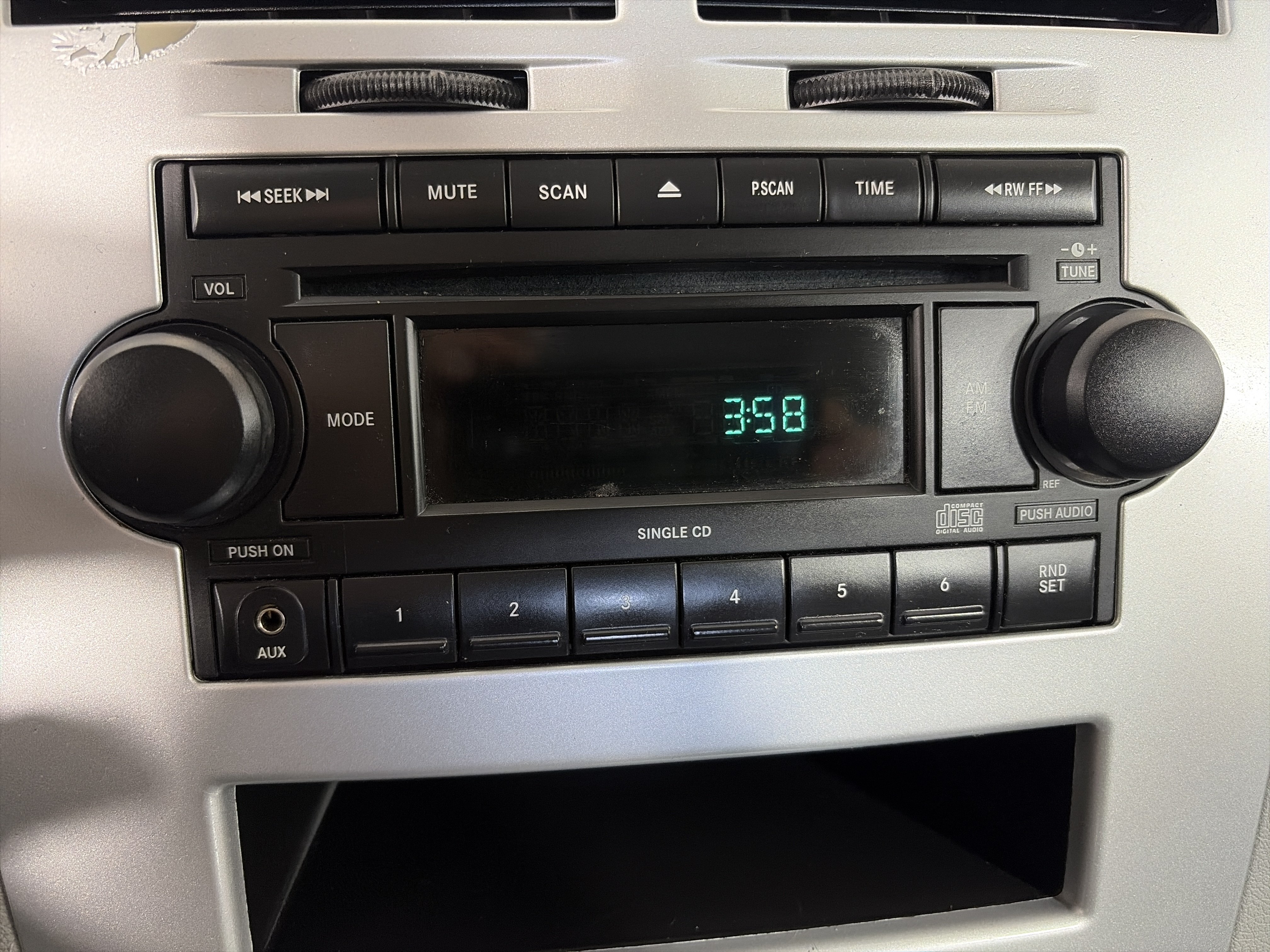 Used 2007 Dodge Caliber SXT w/ Driver Convenience Group FWD image 19