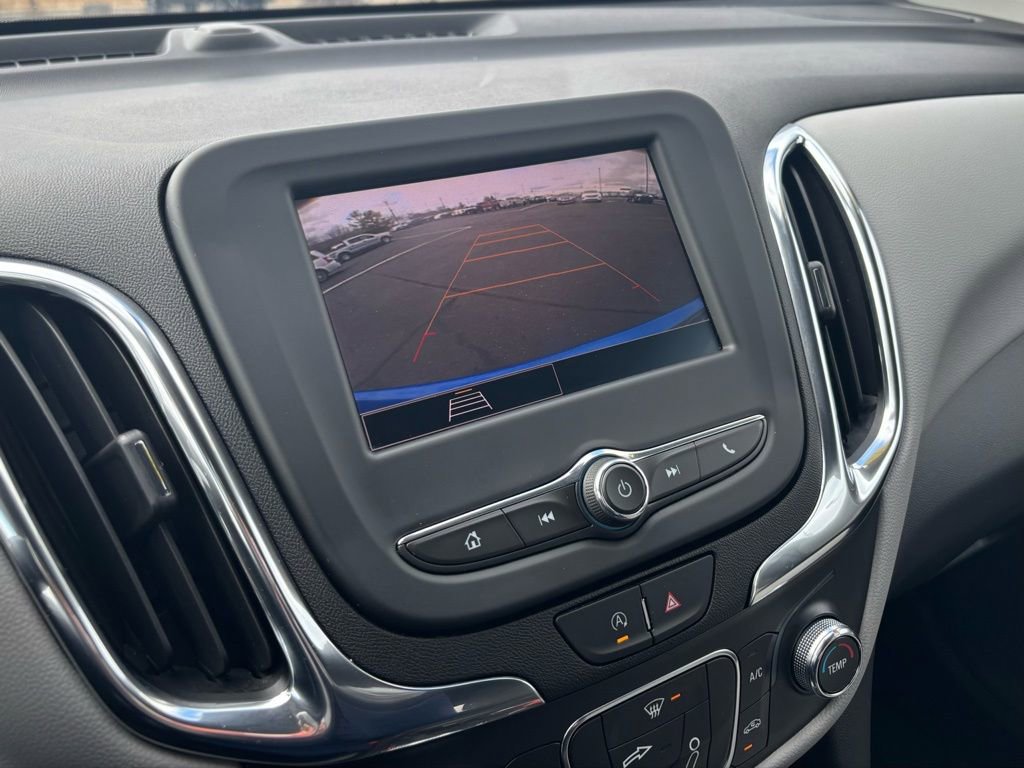 Used 2024 Chevrolet Equinox LS w/ LS Convenience Package image 35