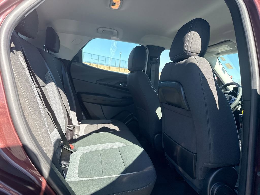 Used 2023 Chevrolet TrailBlazer LS image 26