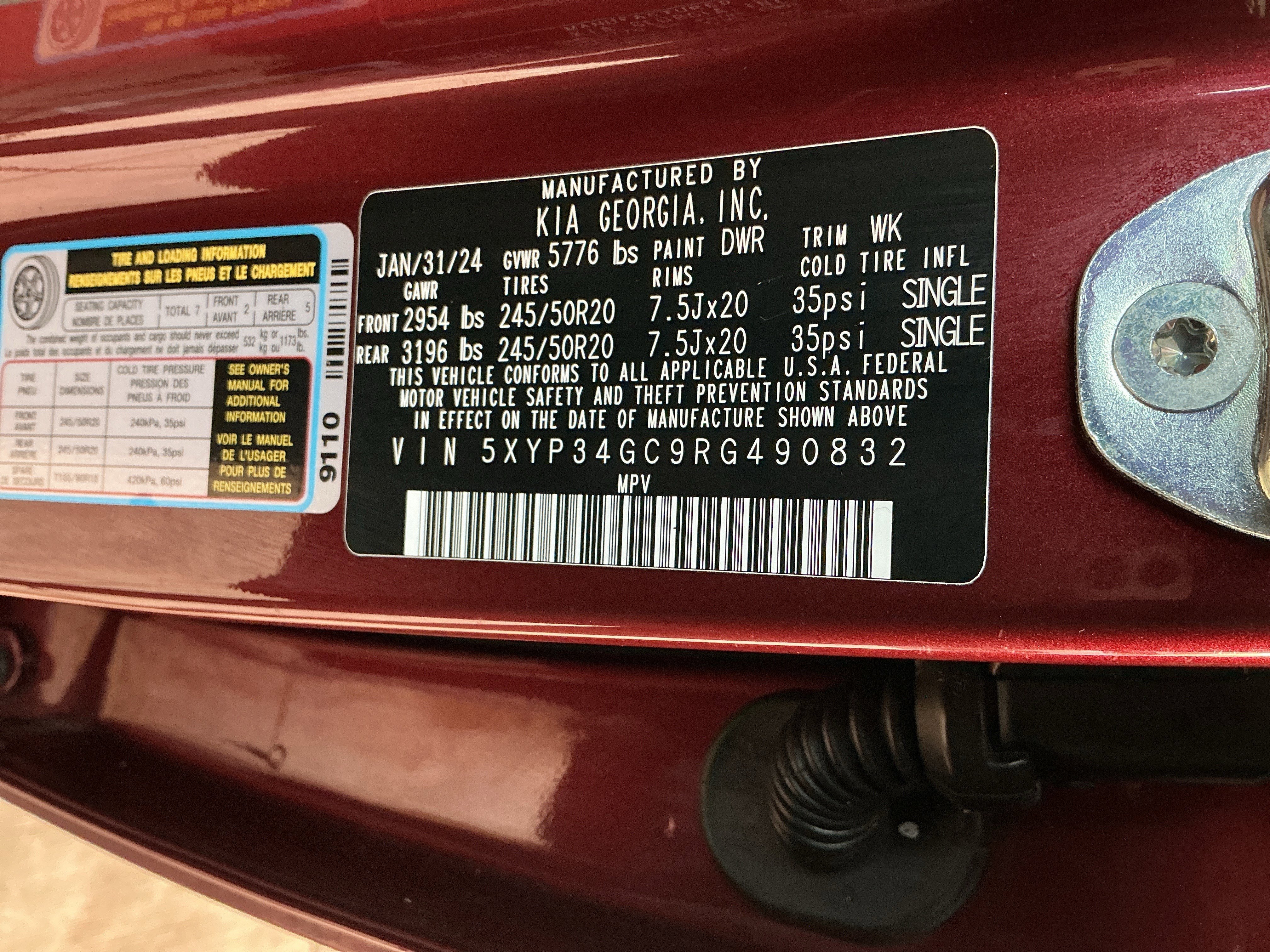 Used 2024 Kia Telluride EX w/ EX Captain's Chair Package image 25