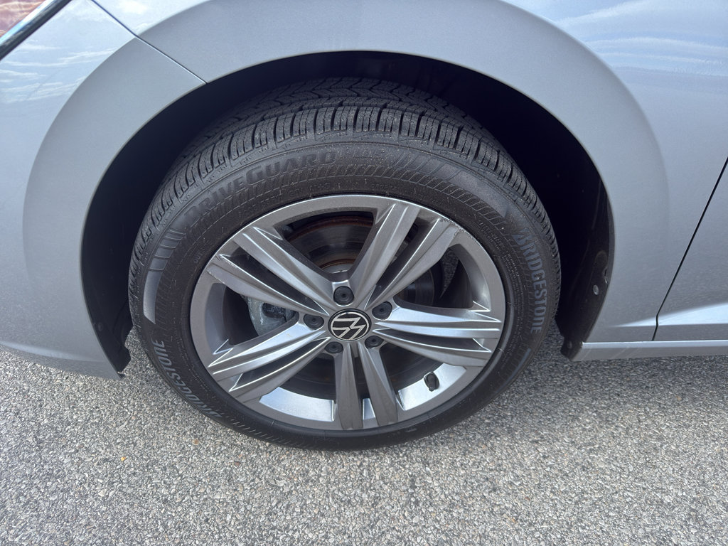 Used 2022 Volkswagen Jetta SE FWD image 9