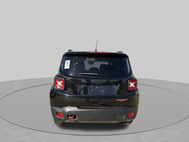 Used 2023 Jeep Renegade Trailhawk AWD/4WD image 5