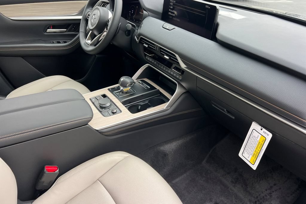 New 2026 MAZDA CX-90 Plug-In Hybrid w/Premium Sport AWD/4WD image 18