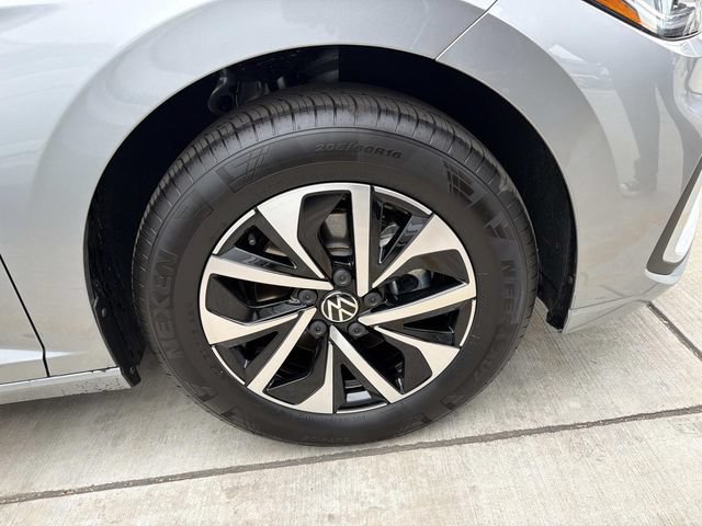 Certified 2026 Volkswagen Jetta S FWD image 4