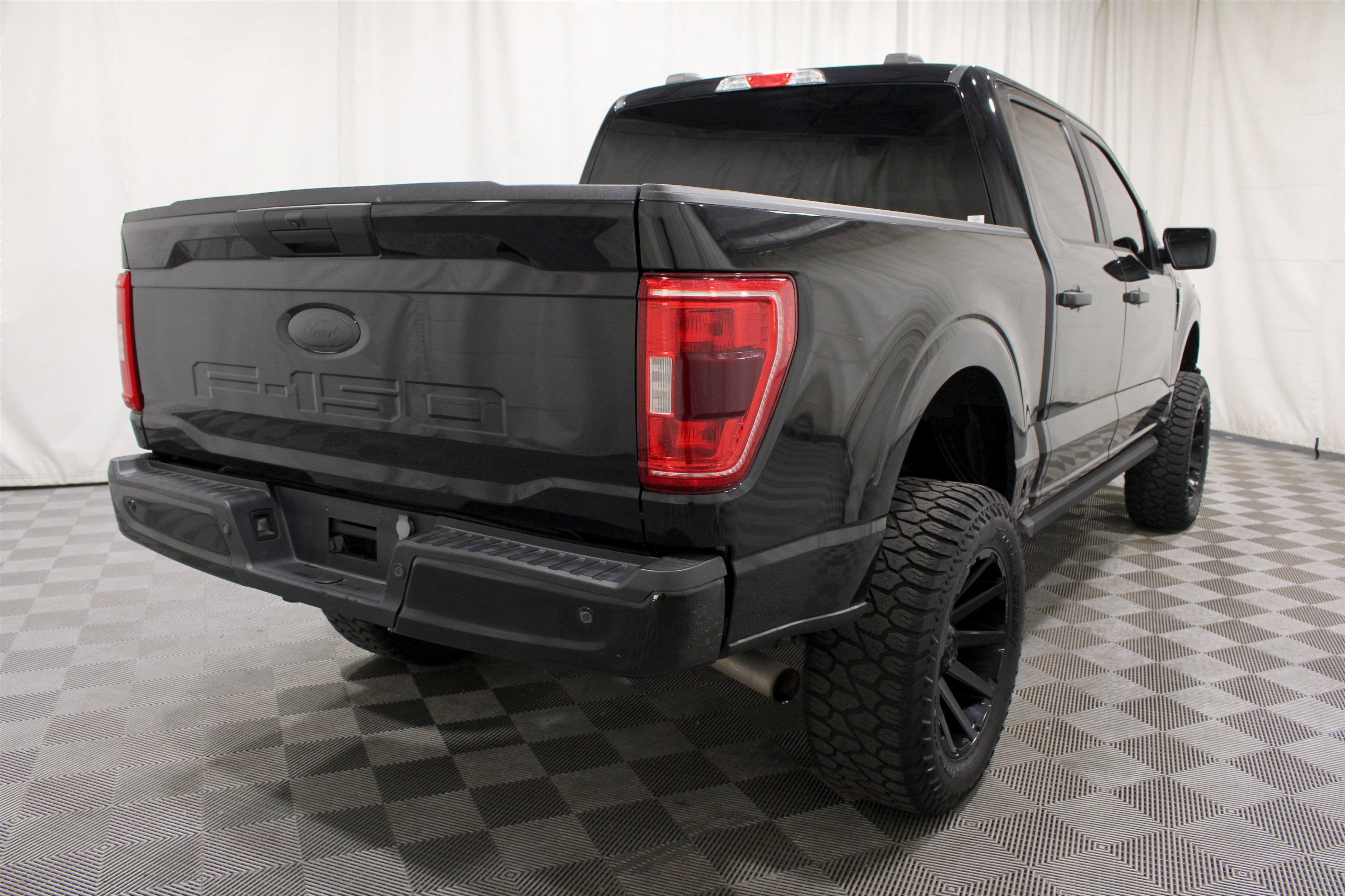 Used 2023 Ford F150 XLT AWD/4WD image 30