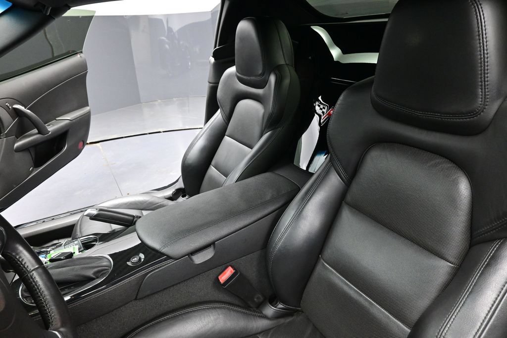 Used 2013 Chevrolet Corvette Grand Sport w/ 3LT Preferred Equipment Group RWD image 16
