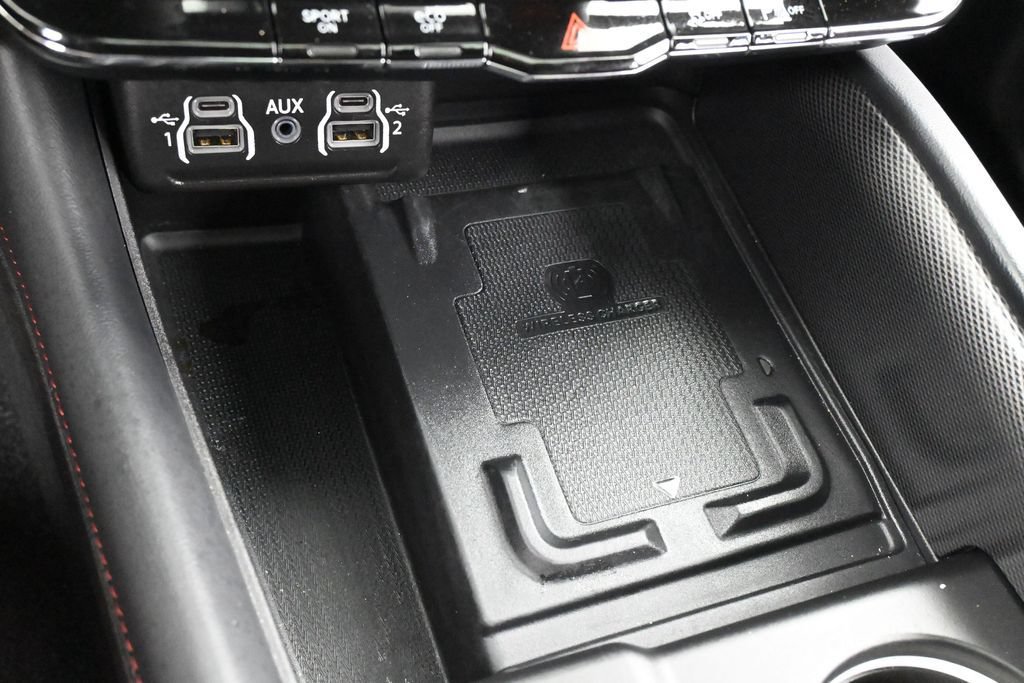Used 2023 Dodge Durango R/T AWD/4WD image 24