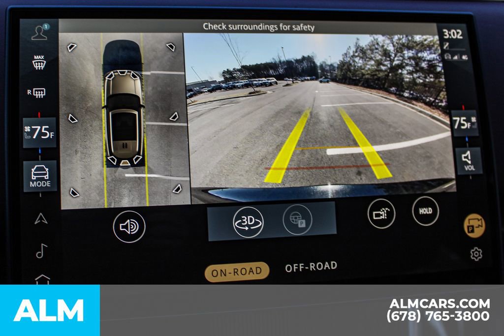 Used 2025 Land Rover Range Rover Autobiography image 30