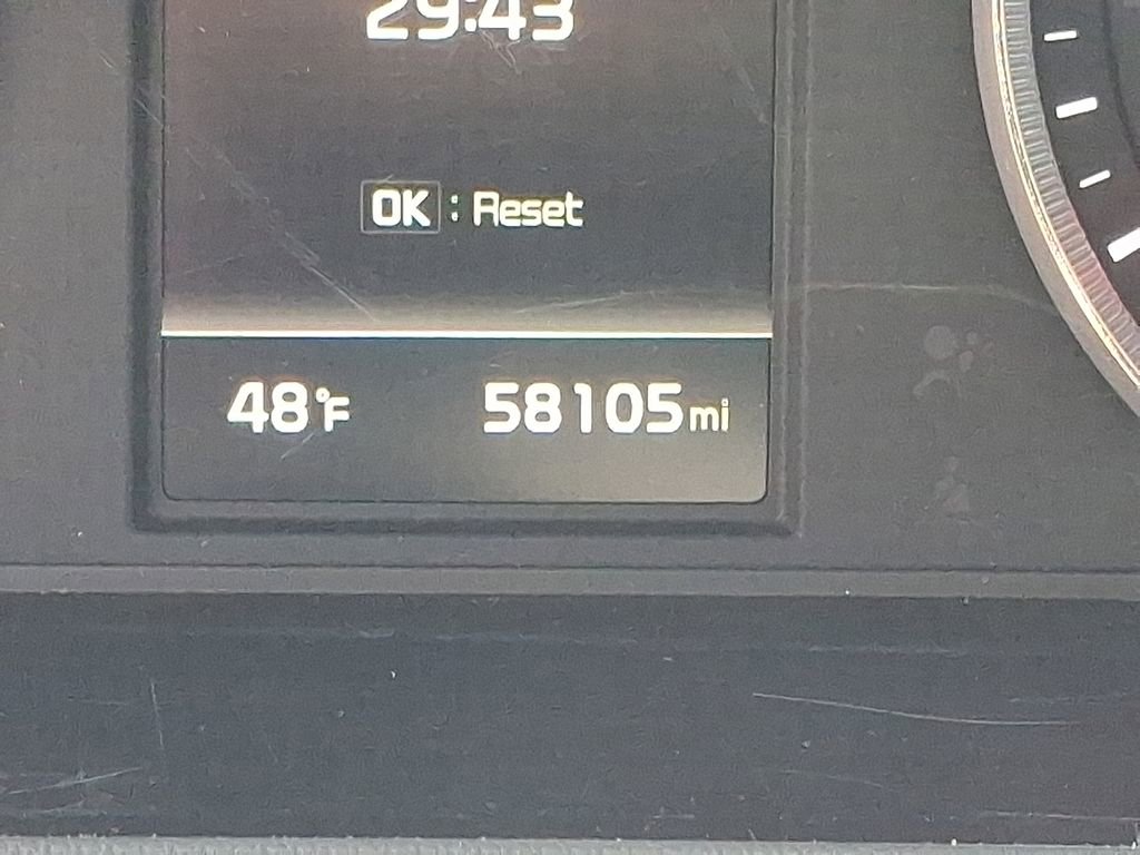 Used 2021 Kia K5 LXS image 19