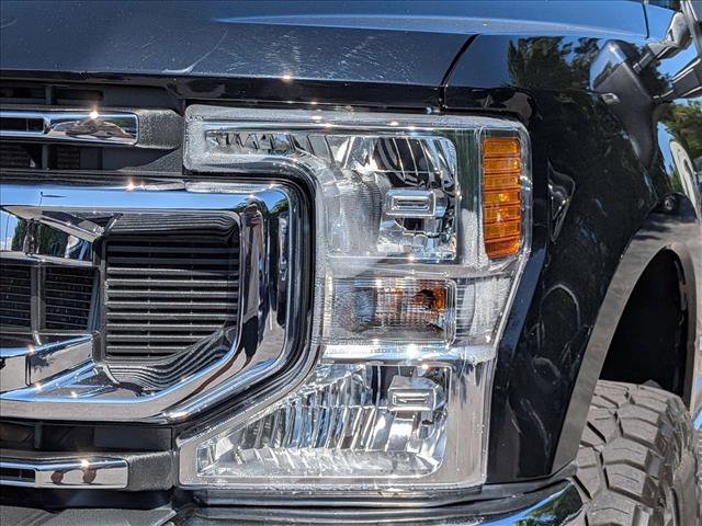 Used 2022 Ford F250 XLT w/ XLT Premium Package AWD/4WD image 2