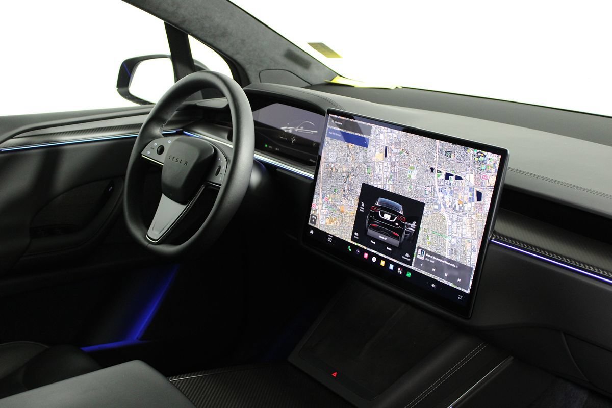 Used 2026 Tesla Model X Plaid AWD/4WD image 12