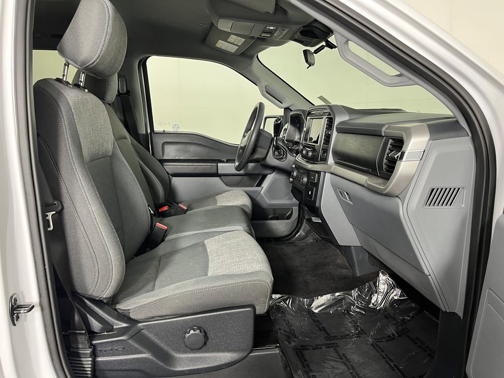 Used 2022 Ford F150 XLT w/ Trailer Tow Package image 17