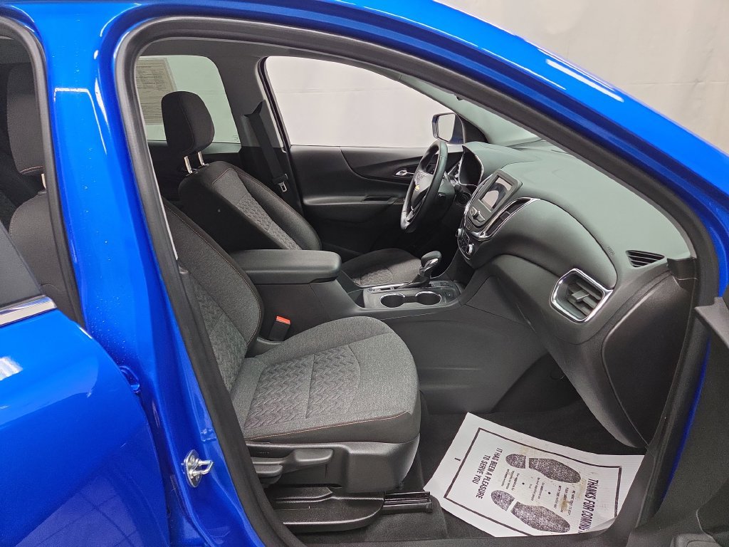 Used 2024 Chevrolet Equinox LT w/ LPO, Floor Liner Package AWD/4WD image 12
