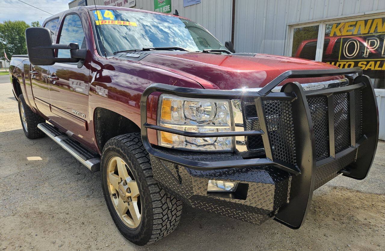 Used 2014 Chevrolet Silverado 2500 LTZ w/ LTZ Plus Package AWD/4WD image 1