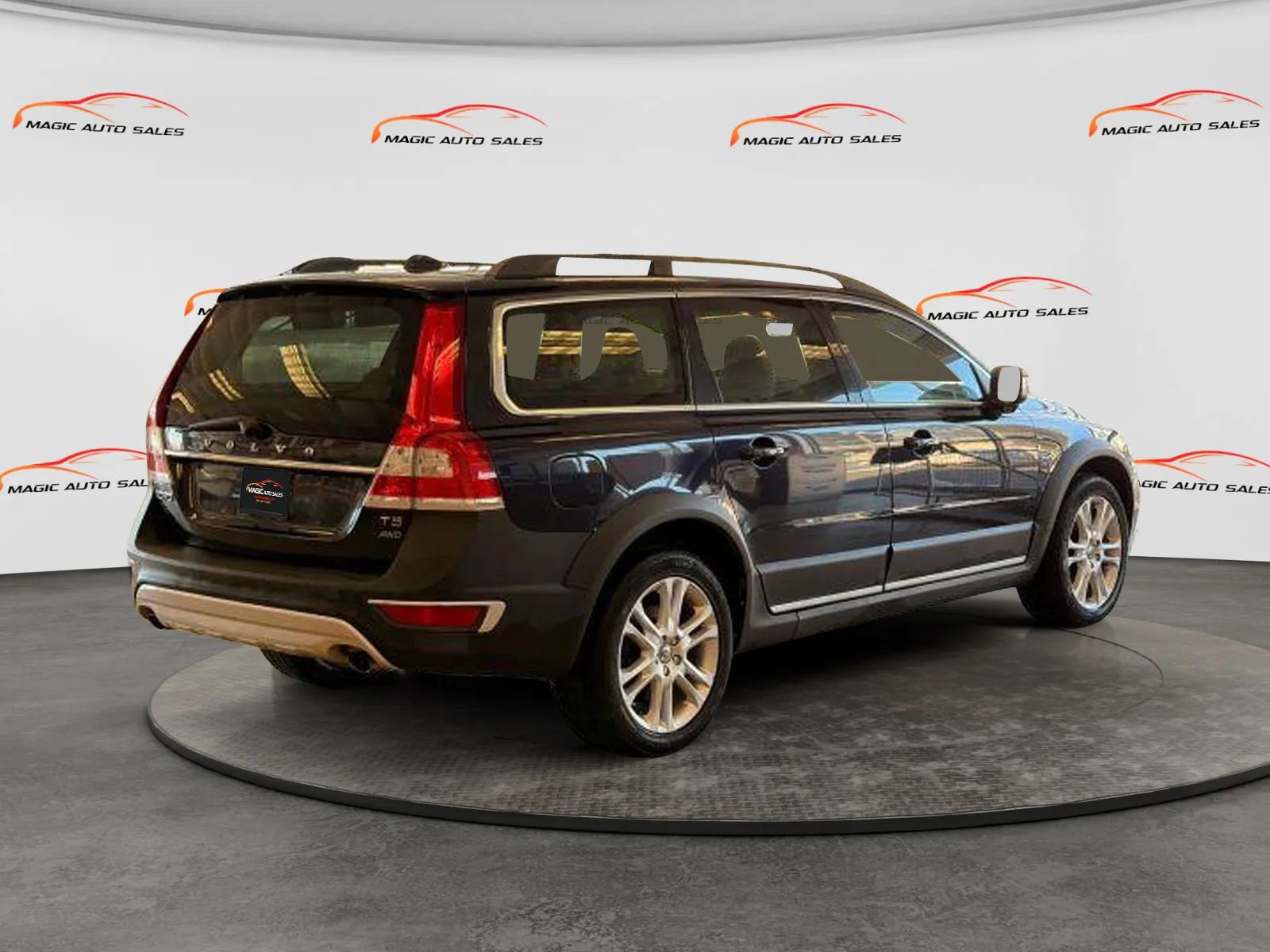 Used 2016 Volvo XC70 T5 Platinum w/ Protection Package AWD/4WD image 5