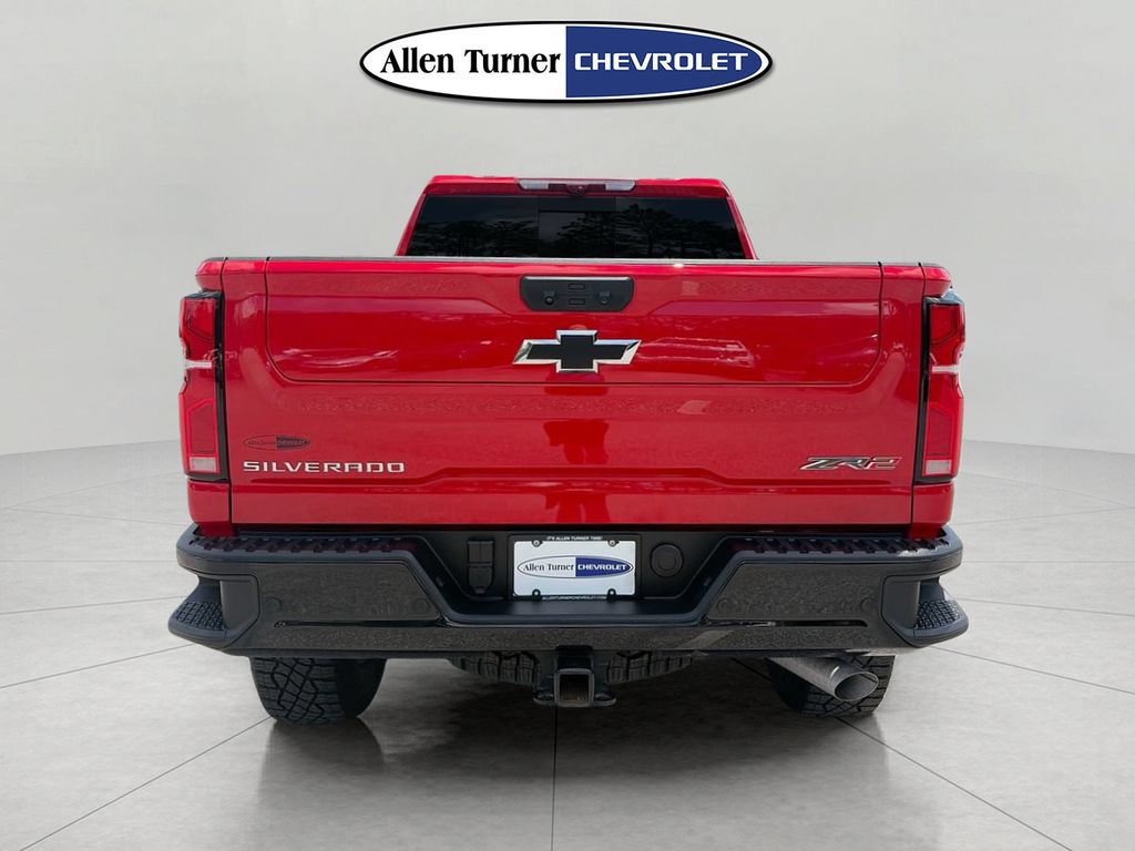 Used 2025 Chevrolet Silverado 2500 ZR2 w/ Technology Package AWD/4WD image 5