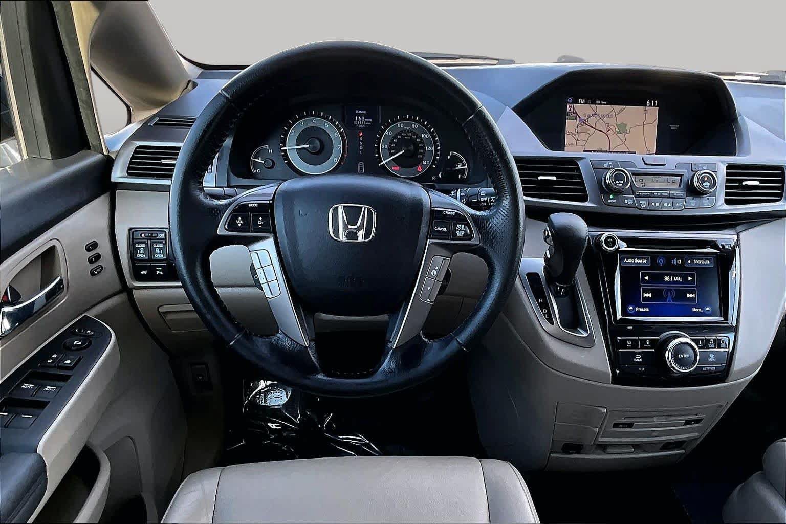 Used 2016 Honda Odyssey Touring image 6