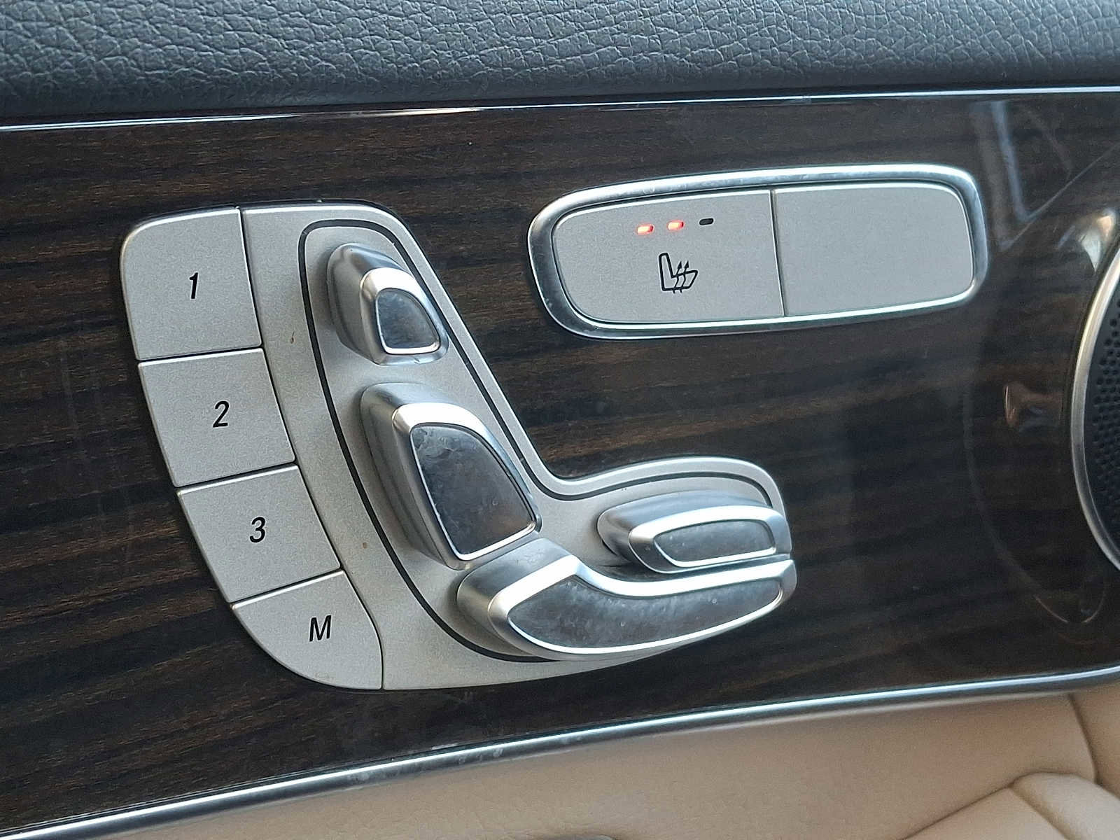 Used 2022 Mercedes-Benz GLC 300 4MATIC image 18