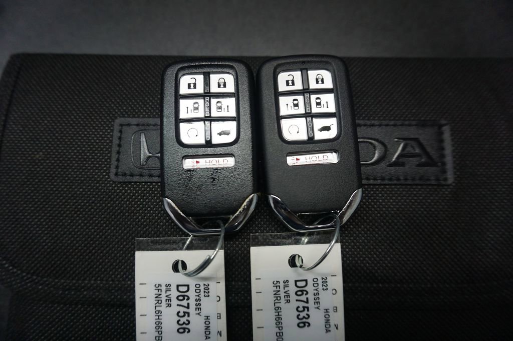 Used 2023 Honda Odyssey EX-L image 20