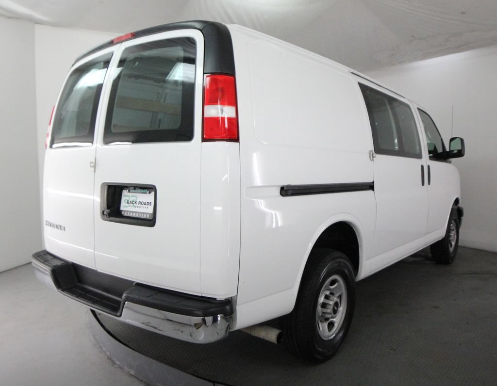 Used 2021 GMC Savana 2500 w/ Driver Convenience Package RWD image 9