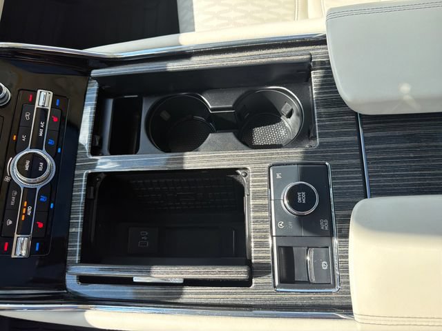 Used 2023 Lincoln Navigator Black Label AWD/4WD image 30