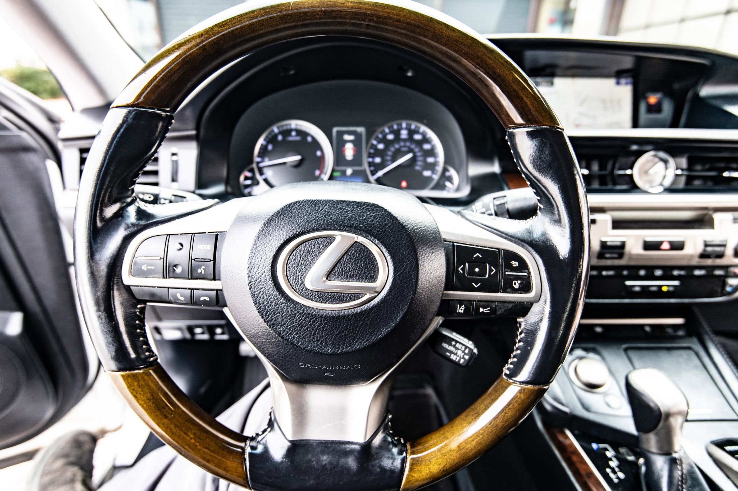 Used 2016 Lexus ES 350 image 35