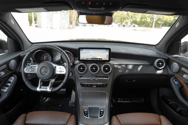 Used 2020 Mercedes-Benz GLC 43 AMG 4MATIC image 26