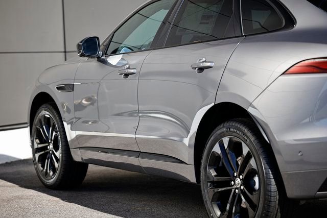 New 2026 Jaguar F-PACE R-Dynamic S image 11