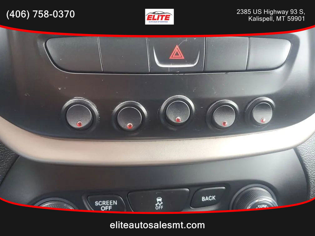 Used 2015 Jeep Cherokee Latitude image 18