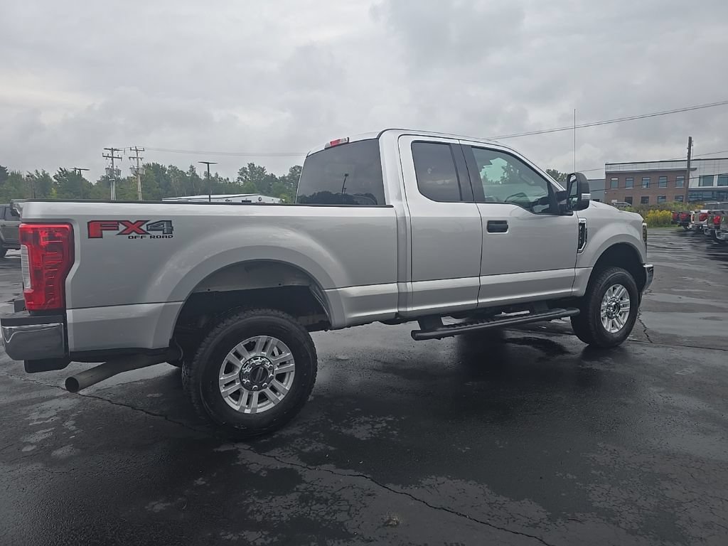 Used 2019 Ford F250 XLT w/ XLT Value Package AWD/4WD image 8