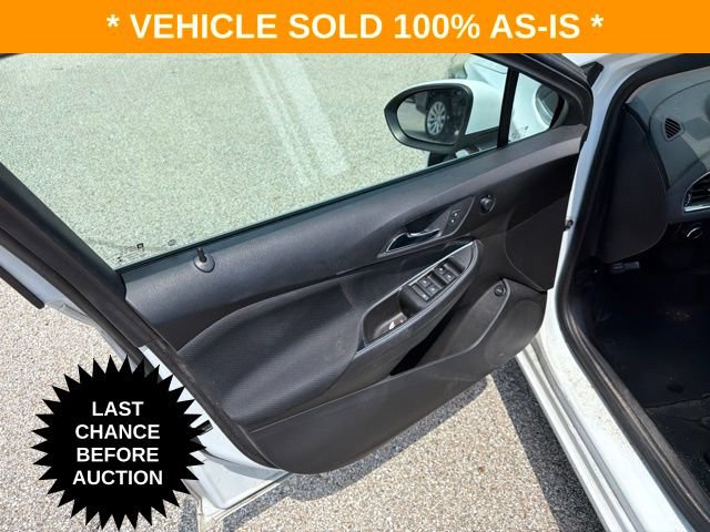 Used 2017 Chevrolet Cruze LT w/ Convenience Package FWD image 13