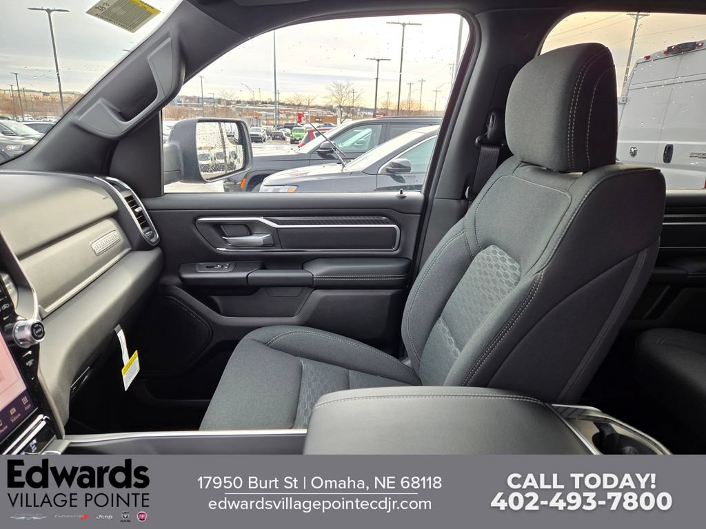 New 2026 RAM 1500 Big Horn AWD/4WD image 23