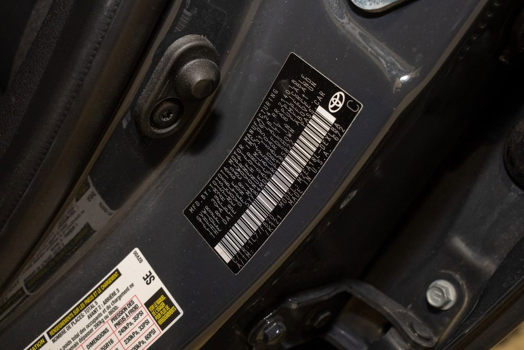 Used 2024 Toyota Corolla LE image 19