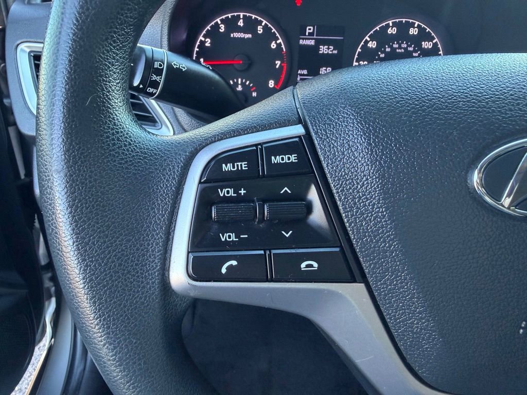 Used 2021 Hyundai Accent SE image 28