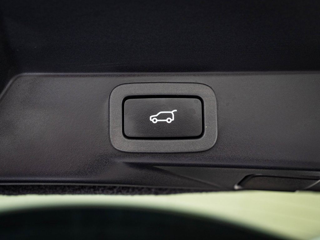 Used 2018 Land Rover Range Rover Sport Supercharged image 17