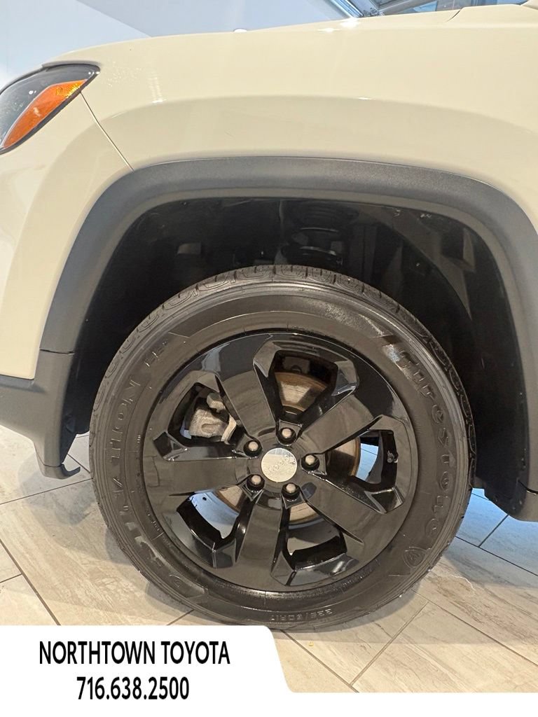 Used 2021 Jeep Compass Latitude AWD/4WD image 8