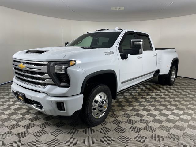 New 2026 Chevrolet Silverado 3500 High Country w/ High Country Premium Package