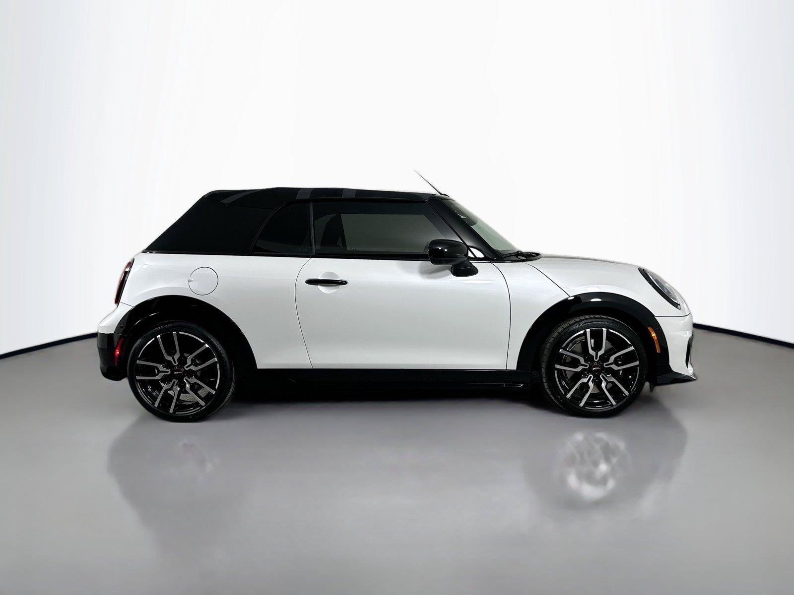 New 2026 MINI Cooper S FWD image 4