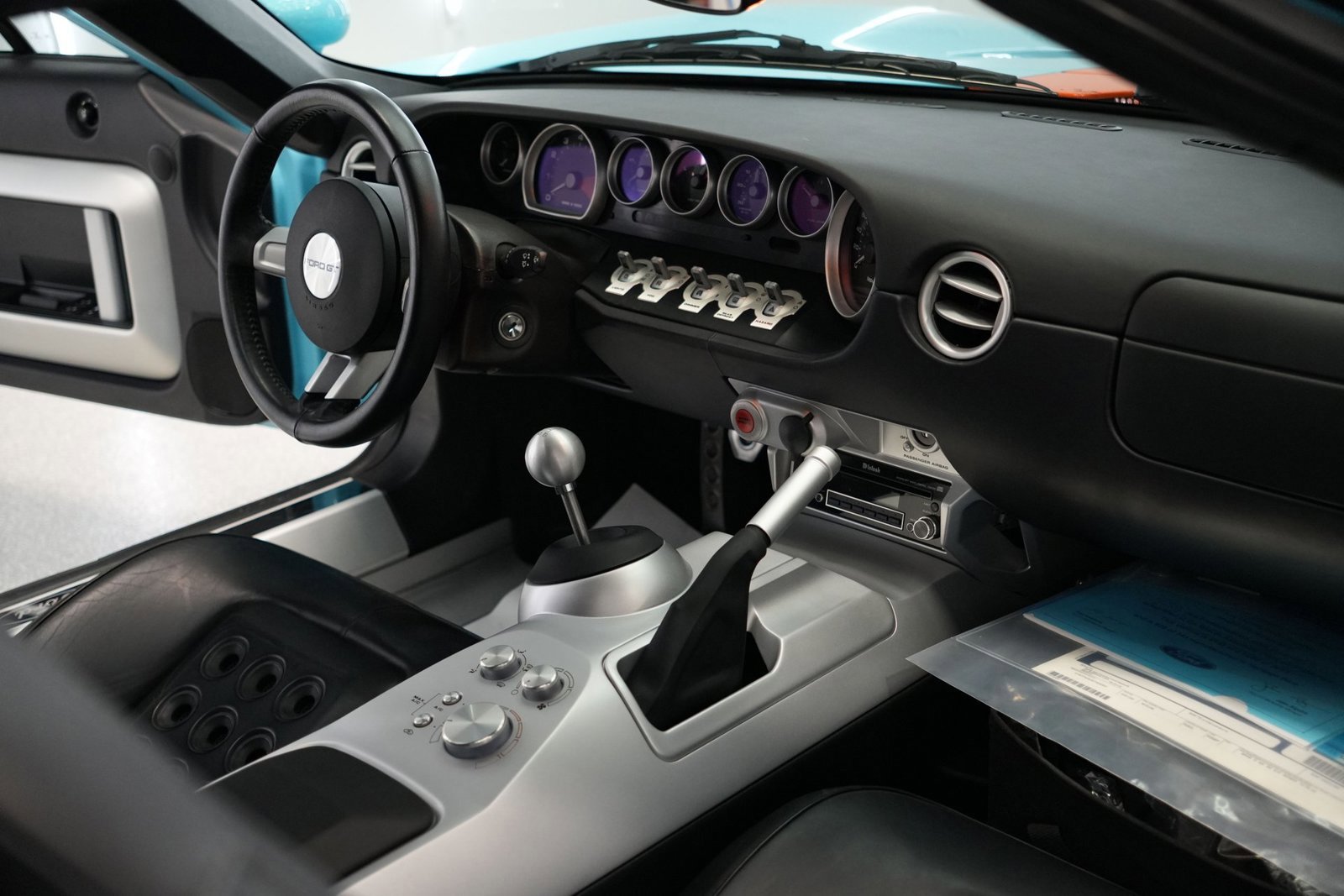 Used 2006 Ford GT image 36