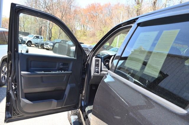 Used 2017 RAM 2500 Tradesman w/ Chrome Appearance Group image 12
