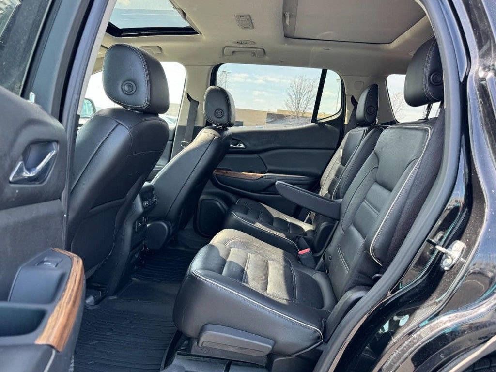 Used 2017 GMC Acadia Denali w/ Technology Package image 10