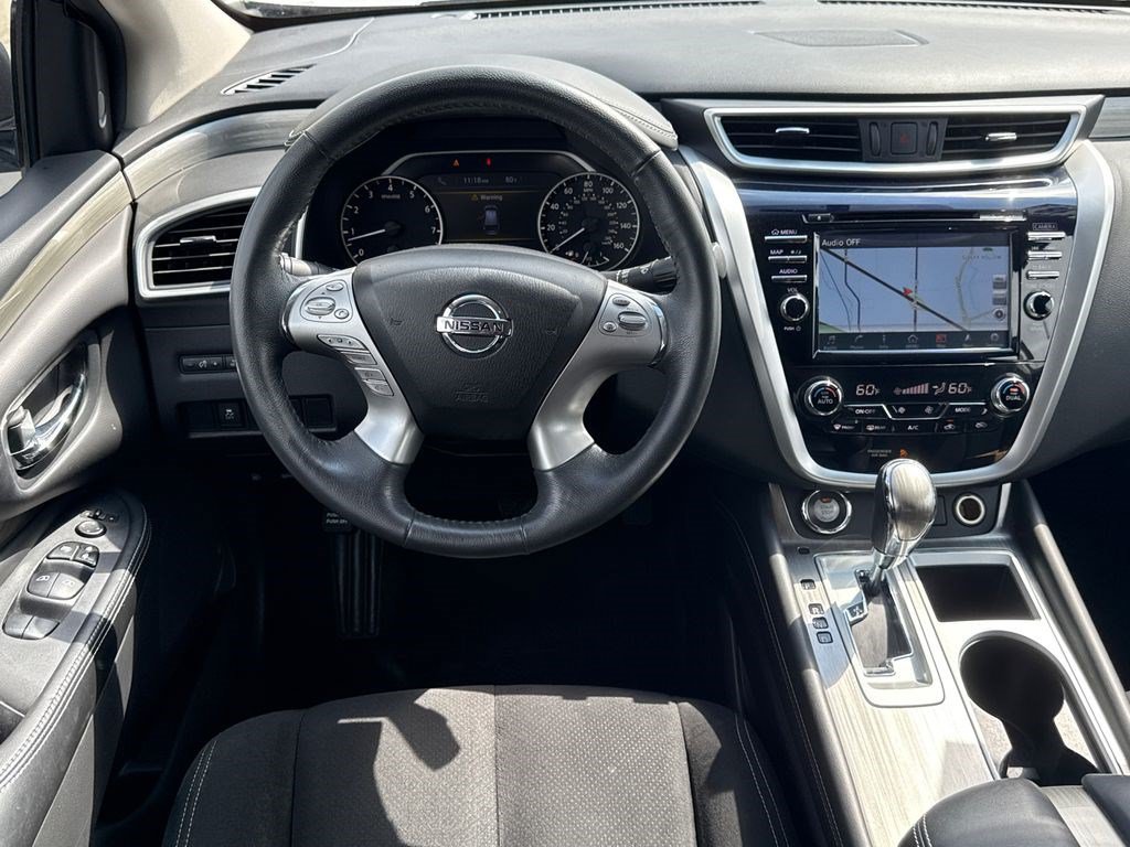 Used 2018 Nissan Murano SV AWD/4WD image 17
