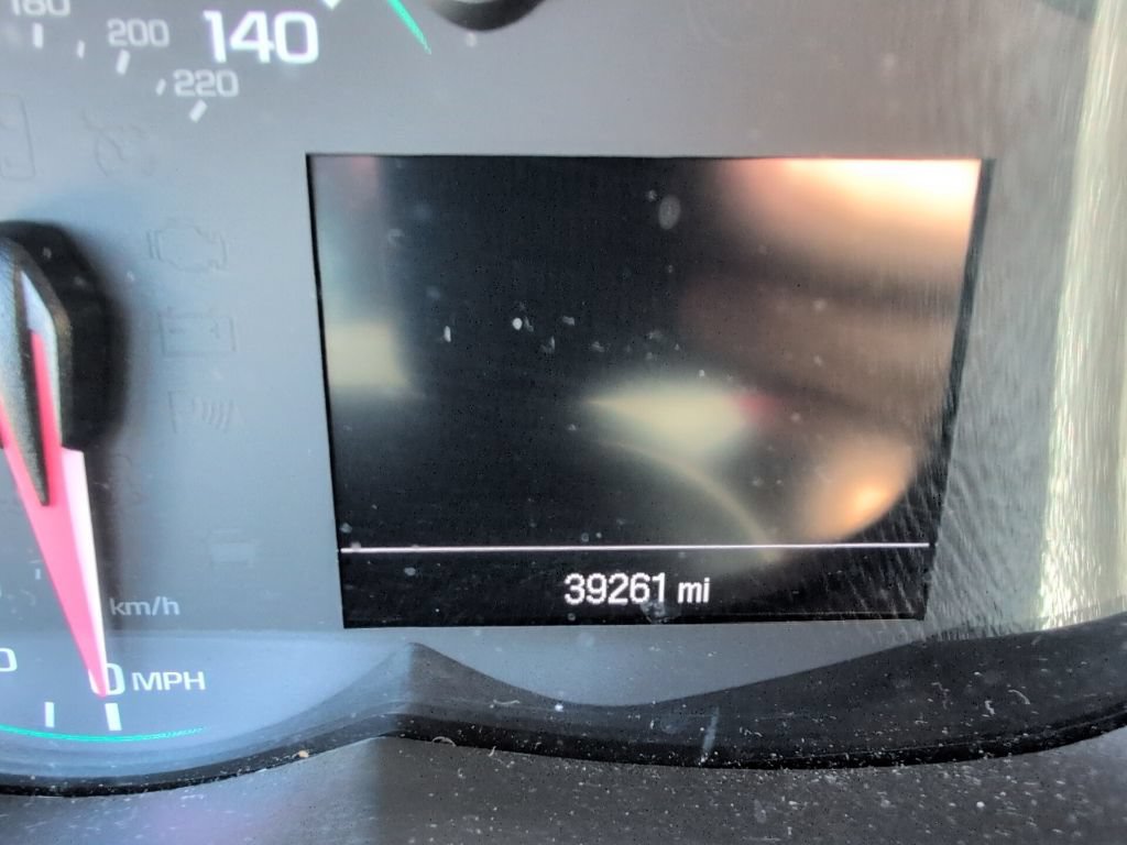 Used 2019 Chevrolet Trax LT w/ LPO, Protection Package AWD/4WD image 6