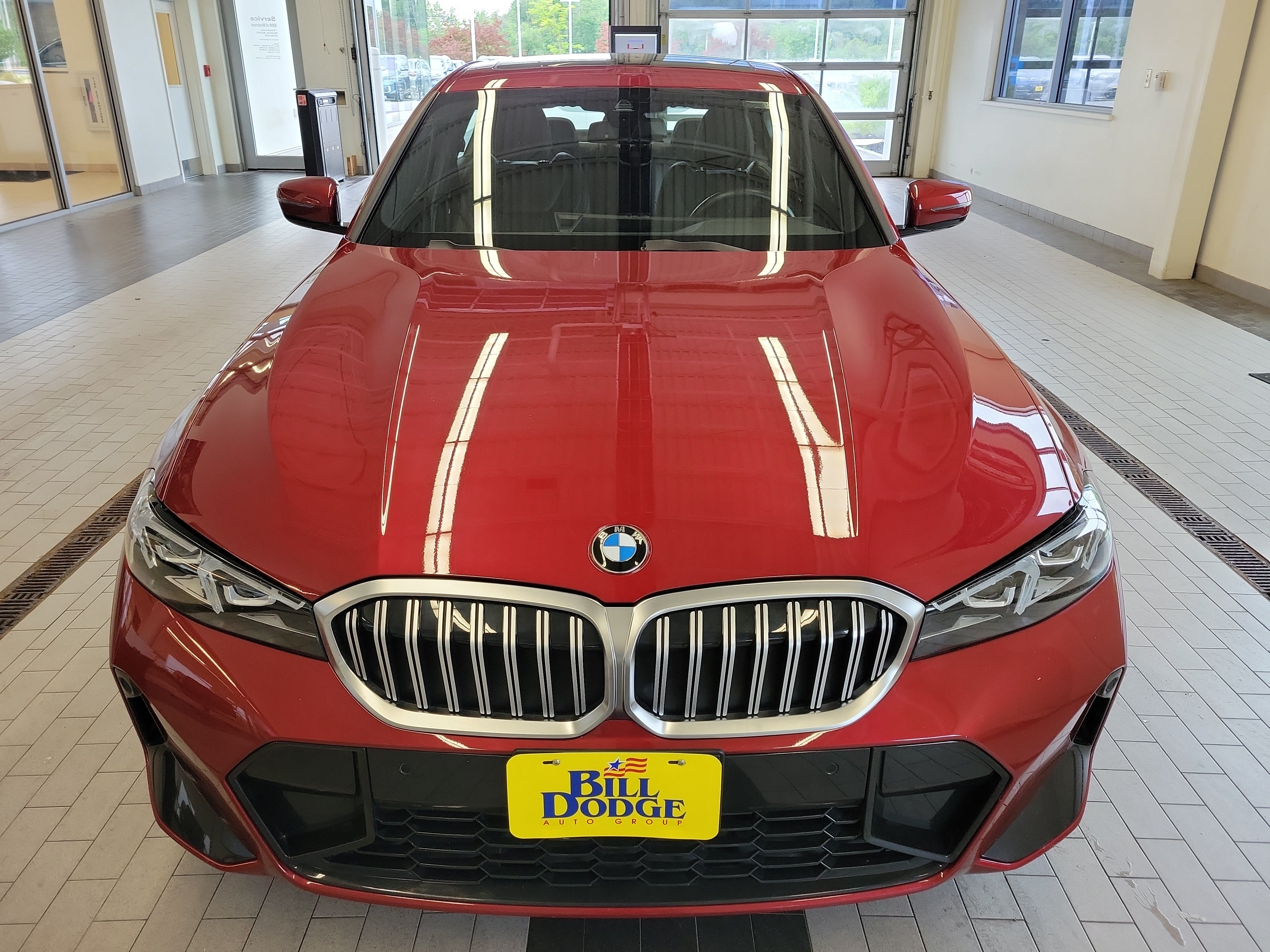 Used 2026 BMW 330i xDrive Sedan w/ M Sport Package AWD/4WD image 2