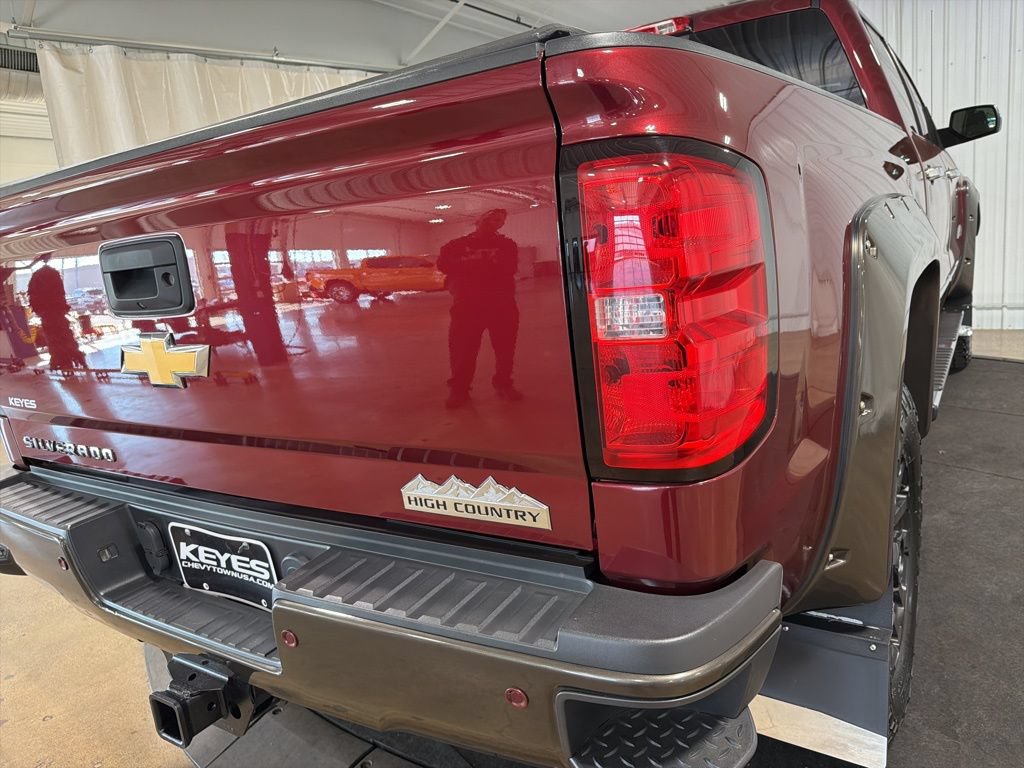 Used 2015 Chevrolet Silverado 2500 High Country w/ Duramax Plus Package AWD/4WD image 16