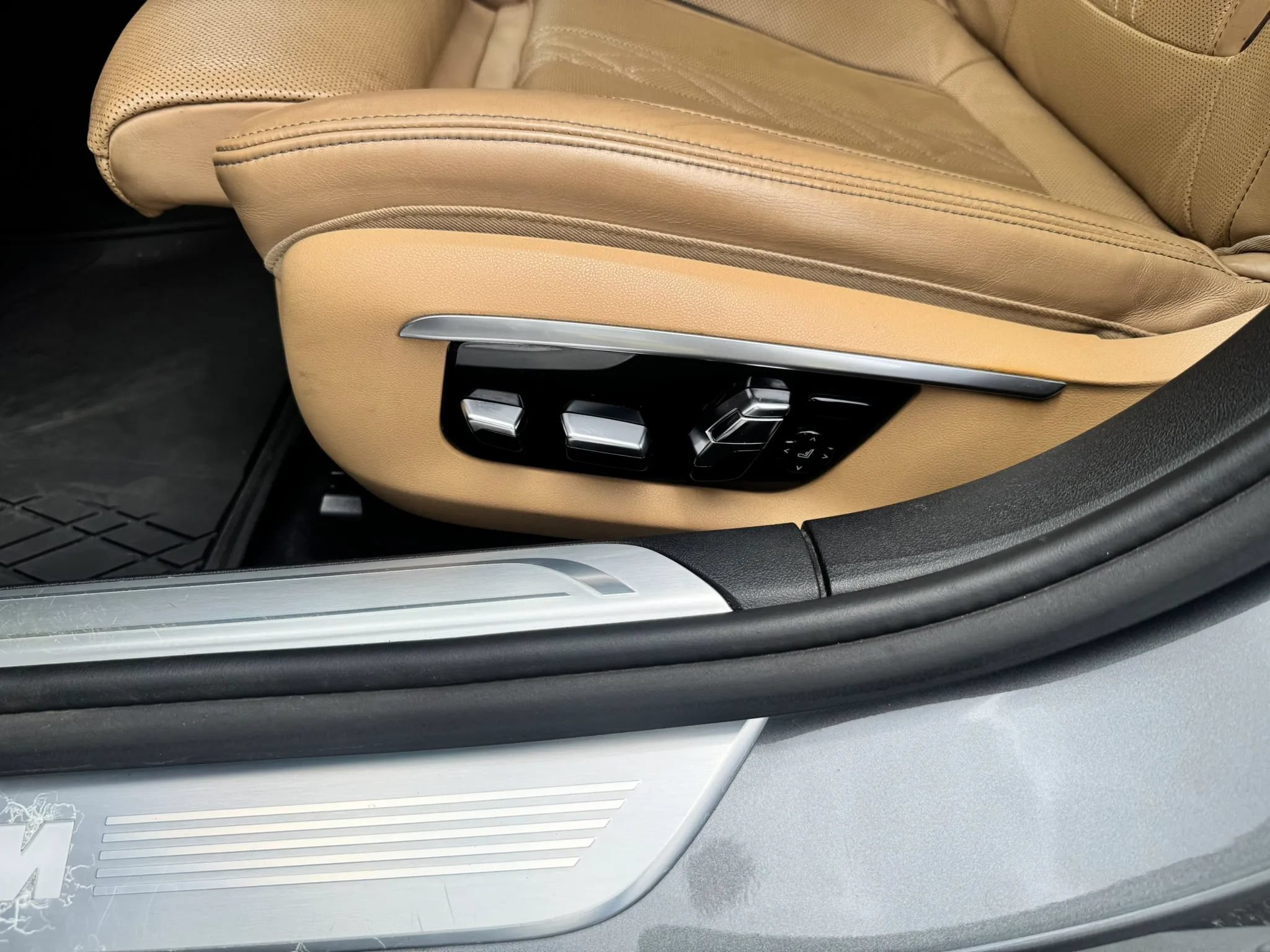 Used 2016 BMW 750i xDrive AWD/4WD image 47