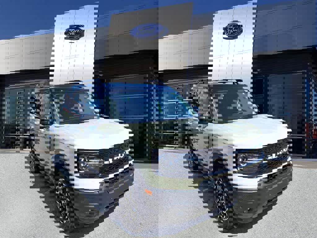 New 2025 Ford Bronco Sport Outer Banks