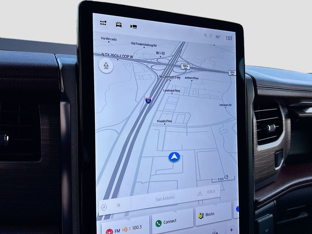 Used 2024 Ford Expedition Limited image 13