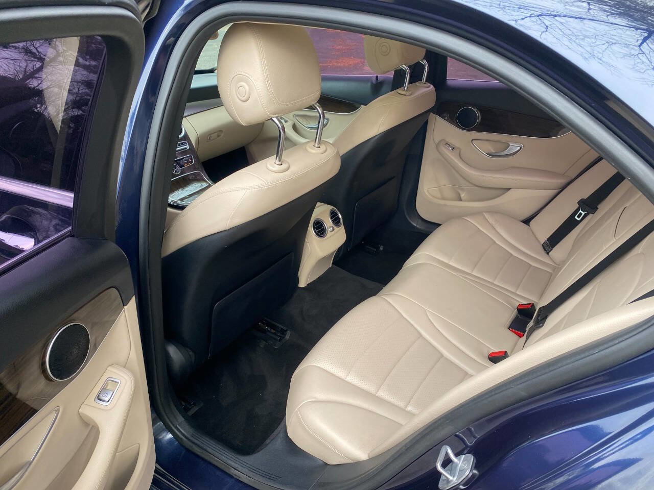 Used 2017 Mercedes-Benz C 300 4MATIC Sedan image 36