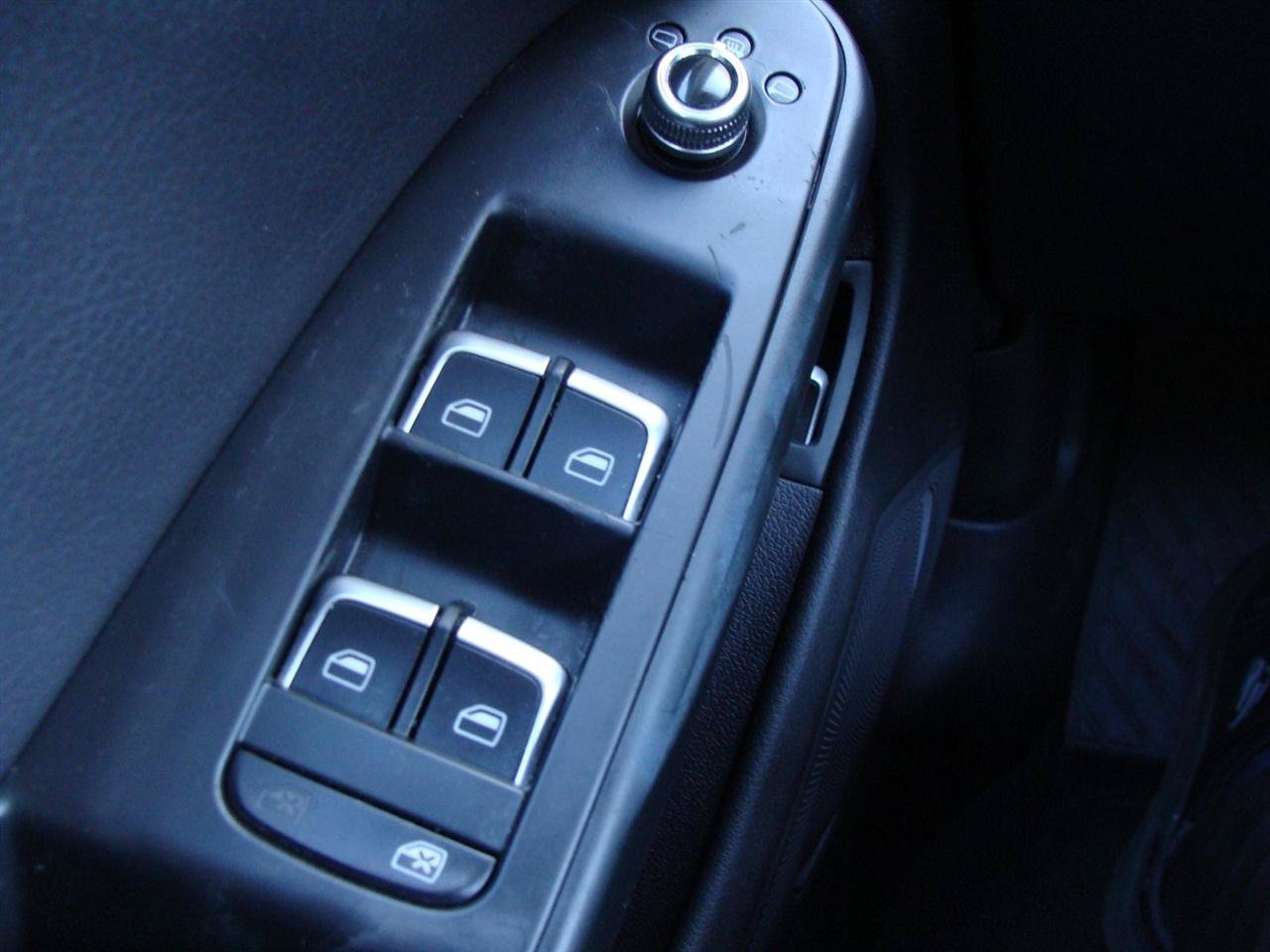 Used 2013 Audi A4 2.0T Premium Plus w/ Premium Plus Pkg AWD/4WD image 15
